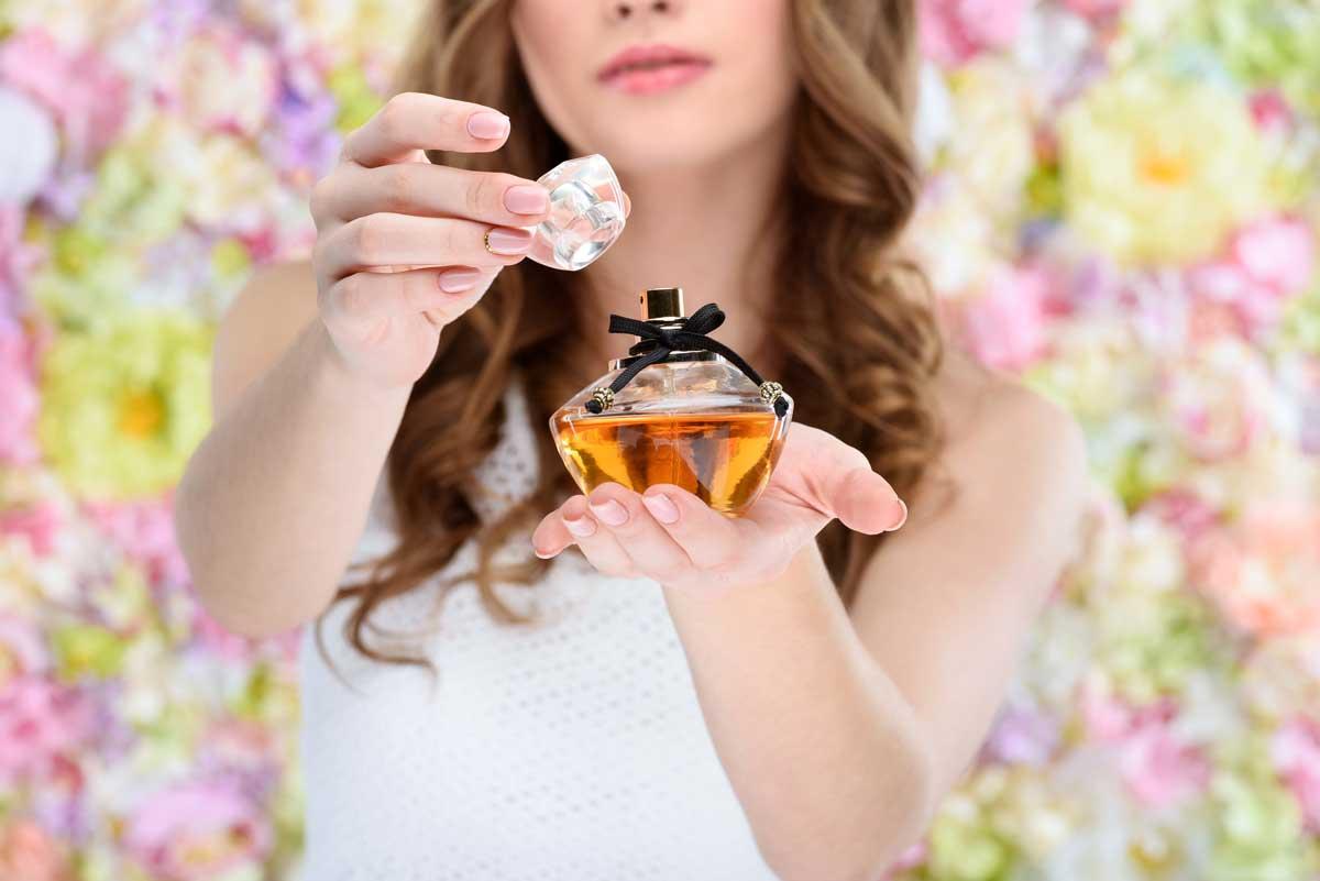 Choosing the Right Perfume: How to Select the Perfect Fragrance for You