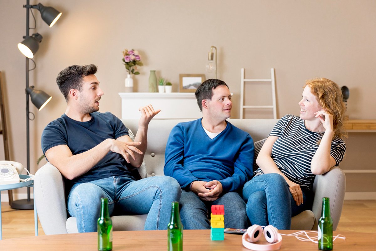 Cousin Relationships Explained: Understanding Family Dynamics and Bonds