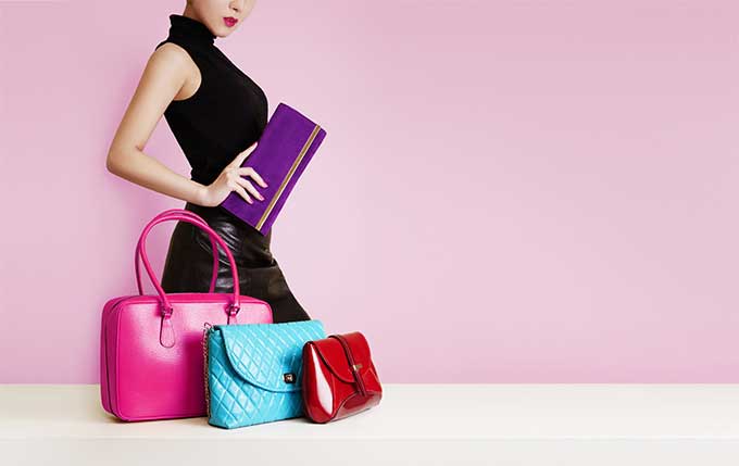 We love fashion! But what happens when our spending gets out of control? For Kelly, it was a close call and a valuable lesson.