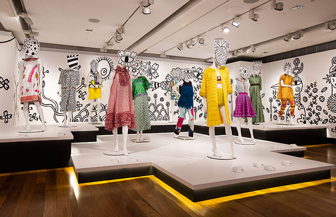 Iconic Brisbane fashion house Easton Pearson is being honoured with an exhibition of their archives at the Museum of Brisbane, opening on the 23rd of November. We caught up with designers Pamela Easton and Lydia Pearson to chat about their passion for ethical fashion and creating your own style.