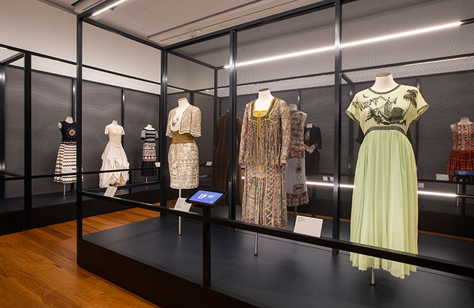 Iconic Brisbane fashion house Easton Pearson is being honoured with an exhibition of their archives at the Museum of Brisbane, opening on the 23rd of November. We caught up with designers Pamela Easton and Lydia Pearson to chat about their passion for ethical fashion and creating your own style.