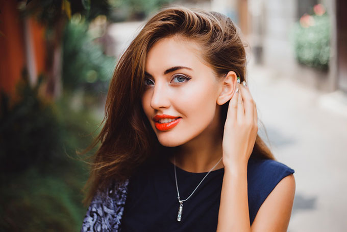 None of us mind many of our body parts becoming a little thinner, but when it comes to our hair we want all the body and thickness to stay right where it is!